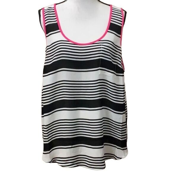 Torrid Striped Pocket Tank Top 3 - Picture 4 of 6